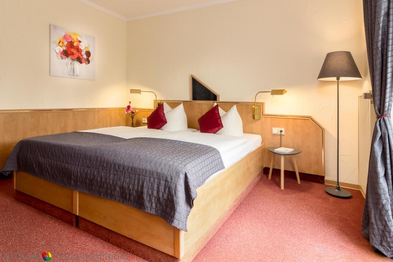 Hotel Reinhold Gummersbach Buitenkant foto