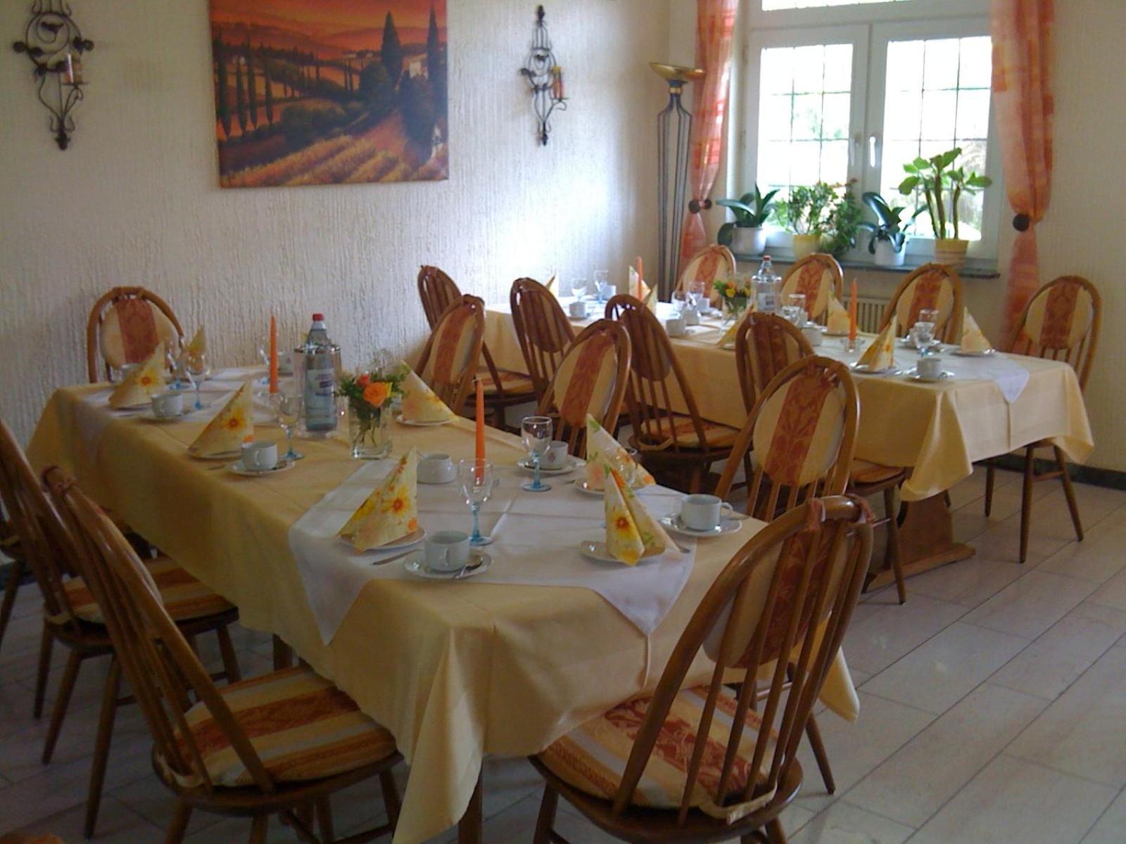 Hotel Reinhold Gummersbach Buitenkant foto